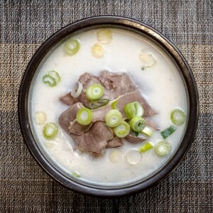 [코오롱호텔] 옳온 보양가득 한우 설렁탕 600g 1팩 2인분